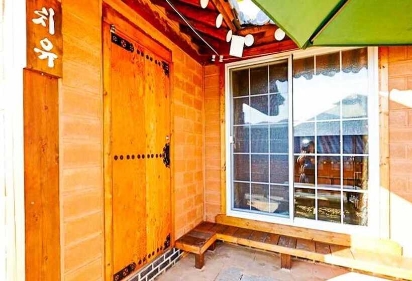 Namyangju Hanwoolchae Pension