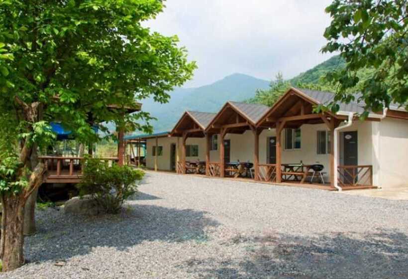 Namyangju Sansu Jeongwon Pension