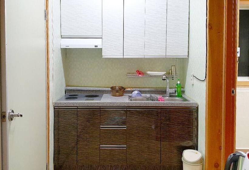 펜션 Andong Bohwadawon