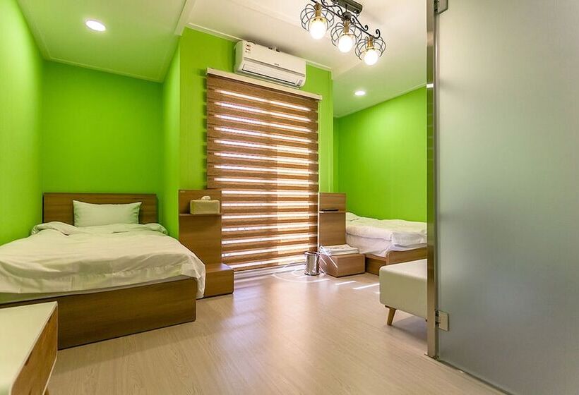 بنسيون Bonghwa Chunyangmok Hostel