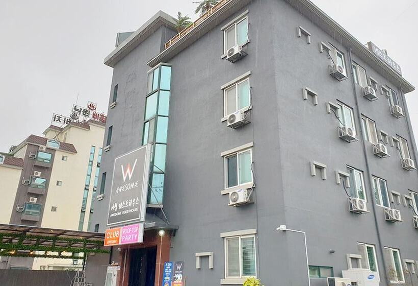 Pension (Hôtel basse catégorie) Boryeong Awesome Guest House