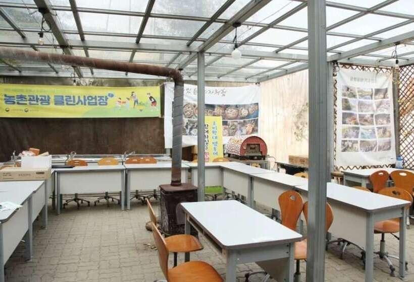 פנסיון Buye Glamping Pan