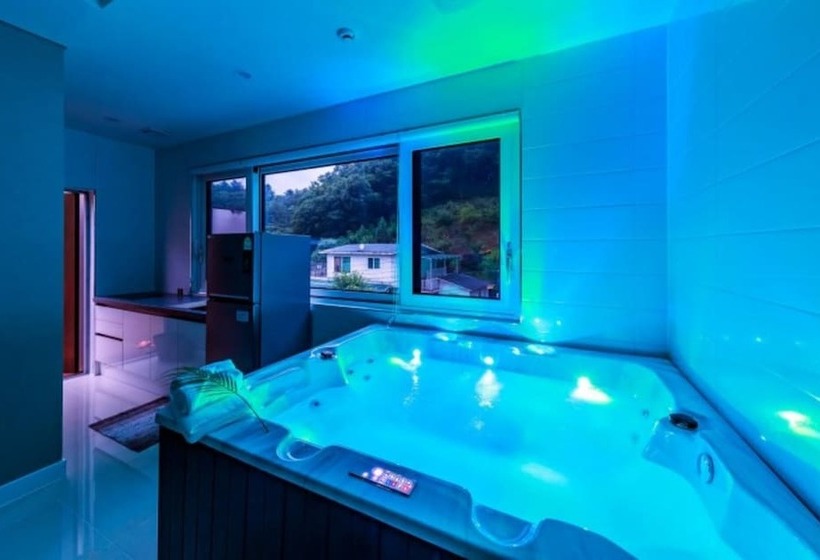 Pensão Chuncheon  Plan B Pool Villa