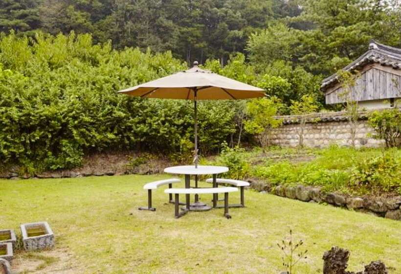 펜션 Chungju Wildflowers And Gotaengnadeuri