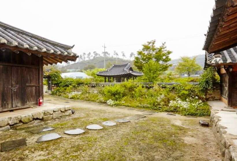 펜션 Chungju Wildflowers And Gotaengnadeuri