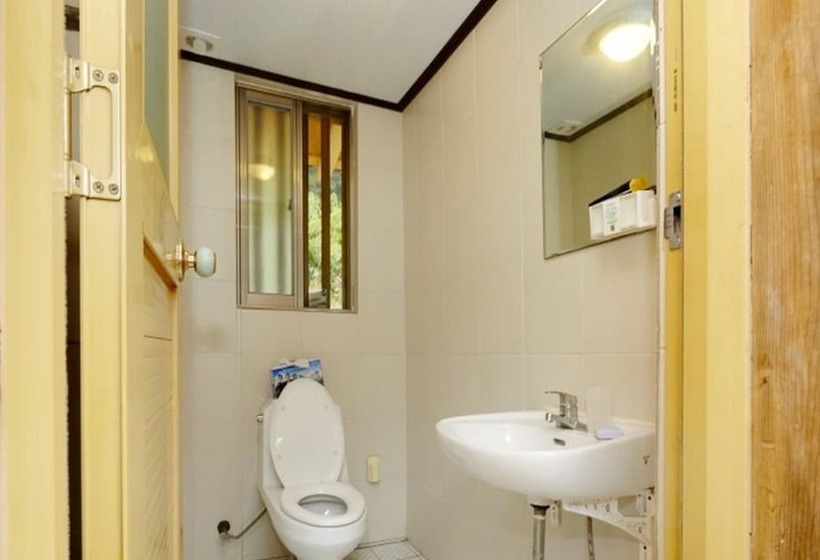 펜션 Chungju Wildflowers And Gotaengnadeuri