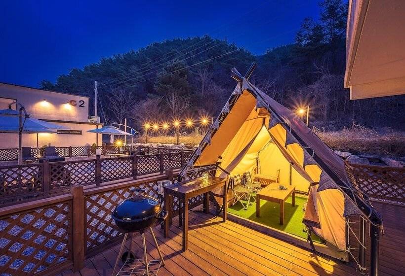 Pensão Gapyeong Dangdangi Pet Poolvilla Blue