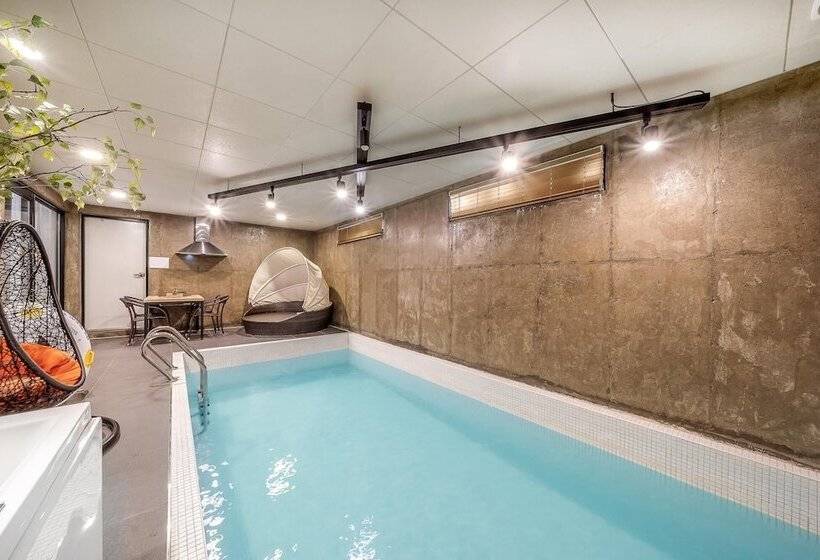 펜션 Gapyeong Dangdangi Pet Poolvilla Blue