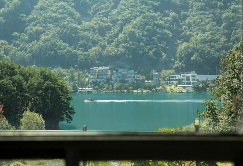 פנסיון Gapyeong High Palace Pool Villa