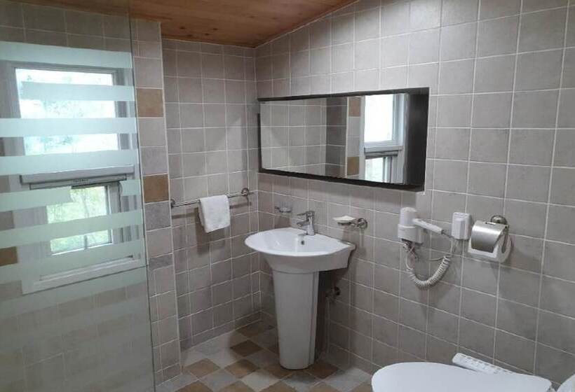 Пансион Geoje Badatga, Aesop Ajeossine Jip