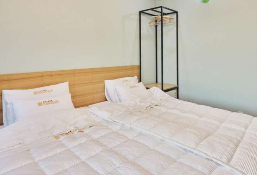 Pensão Goheung Hayan Noeul