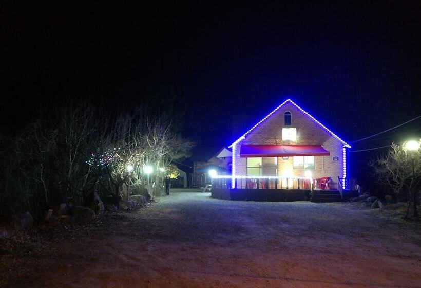 膳宿费 Gurye Ddo Ddo Guest House