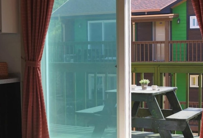 פנסיון Gyeongju Paradise Bed And Breakfast