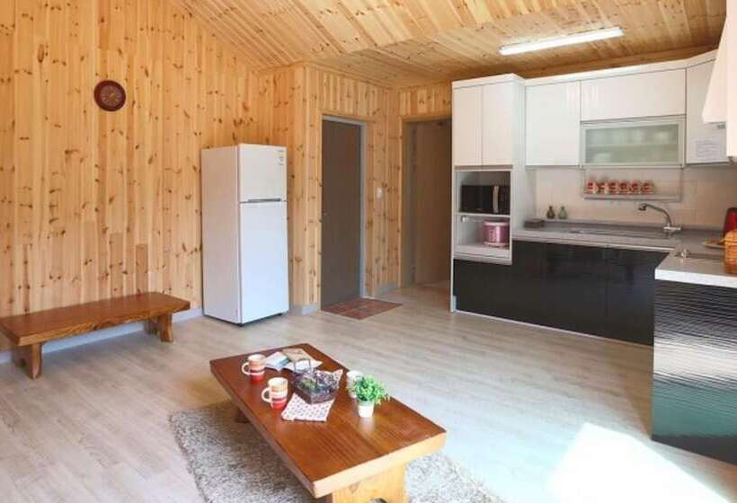 פנסיון Gyeongju Paradise Bed And Breakfast