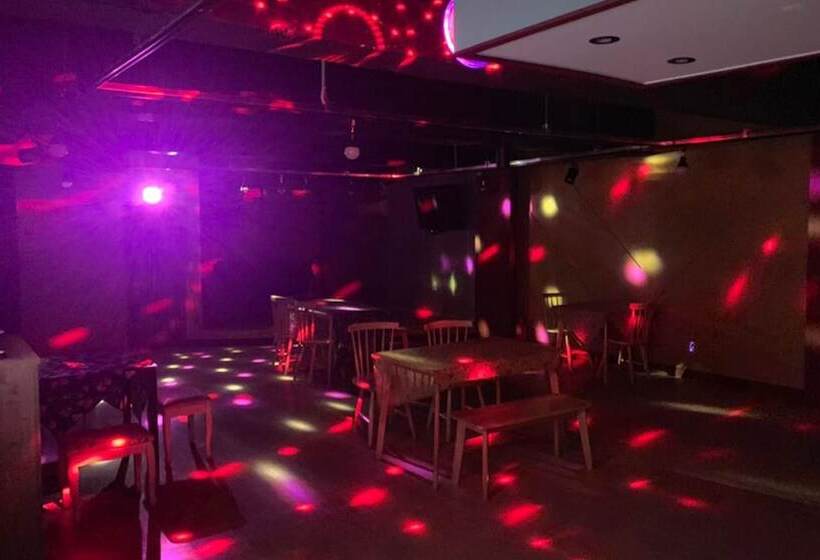 Пансион Gyeongju Party Guest House