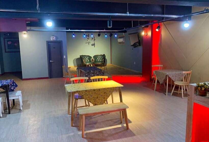 Пансион Gyeongju Party Guest House