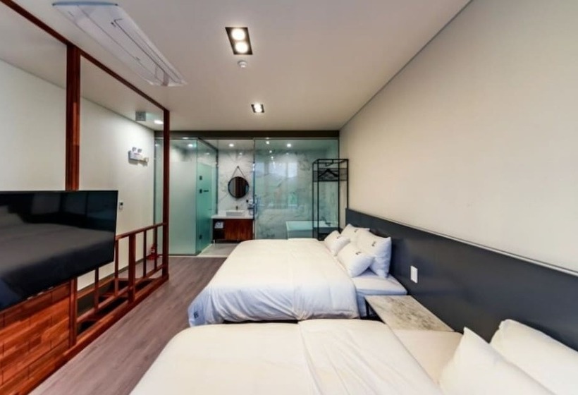 פנסיון Hapcheon Ylang Ylang Pool Villa