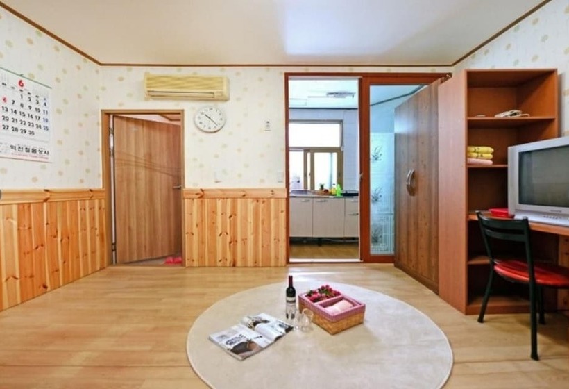 Jeonju Sungsim Haeohreum Pension