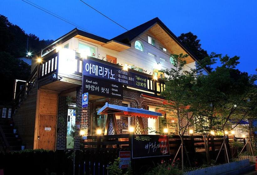 פנסיון Jeonju Oraedoenmirae Guest House