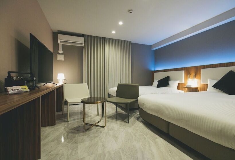 ペンション Liberated Hotel Haruyoshi Kaichi