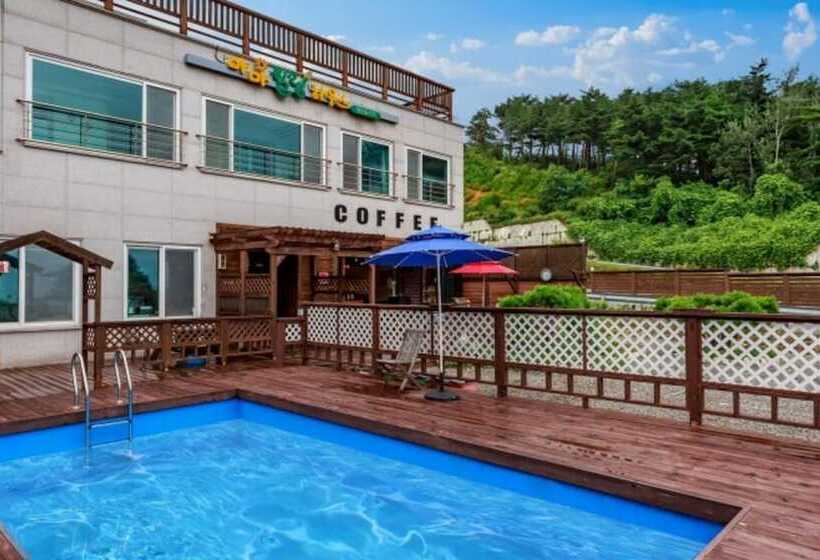 Yangyang Mama Healing House Pension