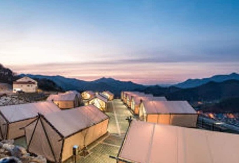 膳宿费 Muju Ppalgang Chima Resort Glamping