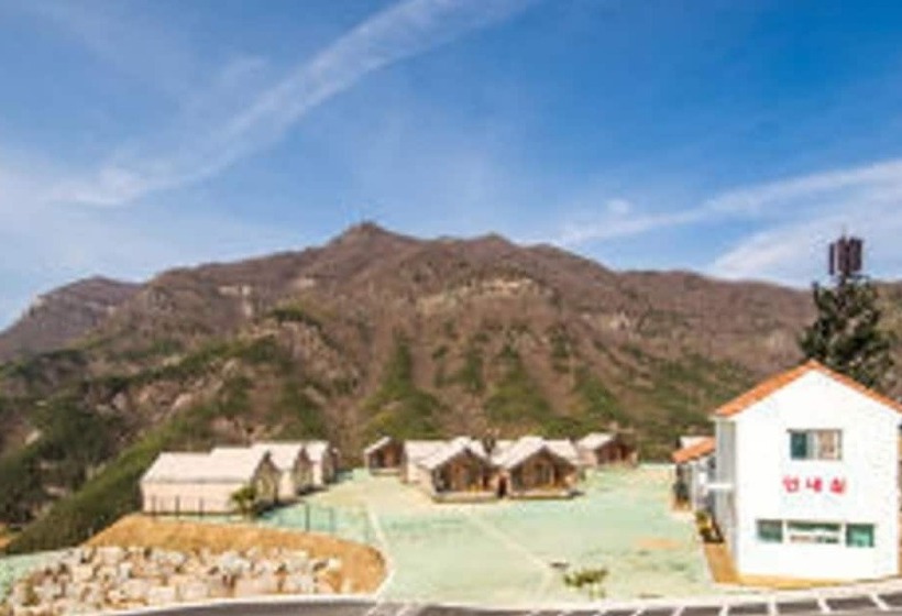 膳宿费 Muju Ppalgang Chima Resort Glamping