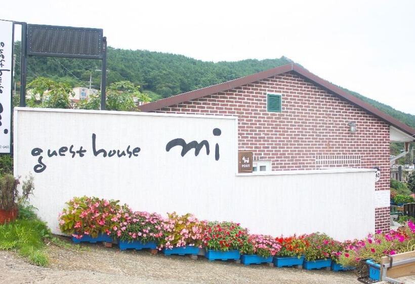 بنسيون Namhae Guest House Mi