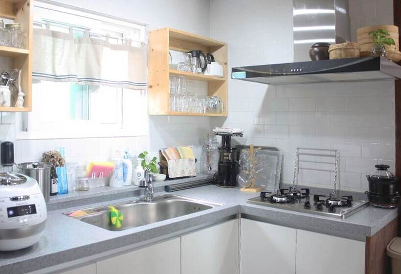 פנסיון Namhae Guest House Mi