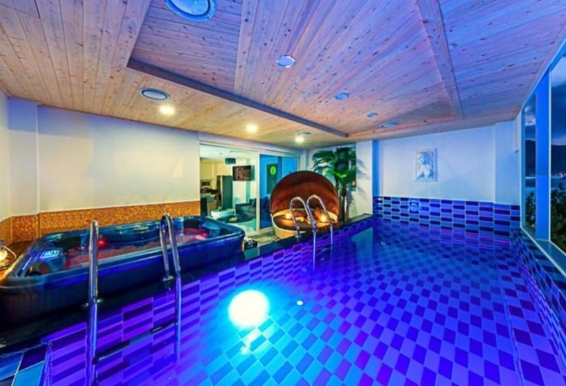 Pension (Hôtel basse catégorie) Nanhae Jeogsila Pool Villa