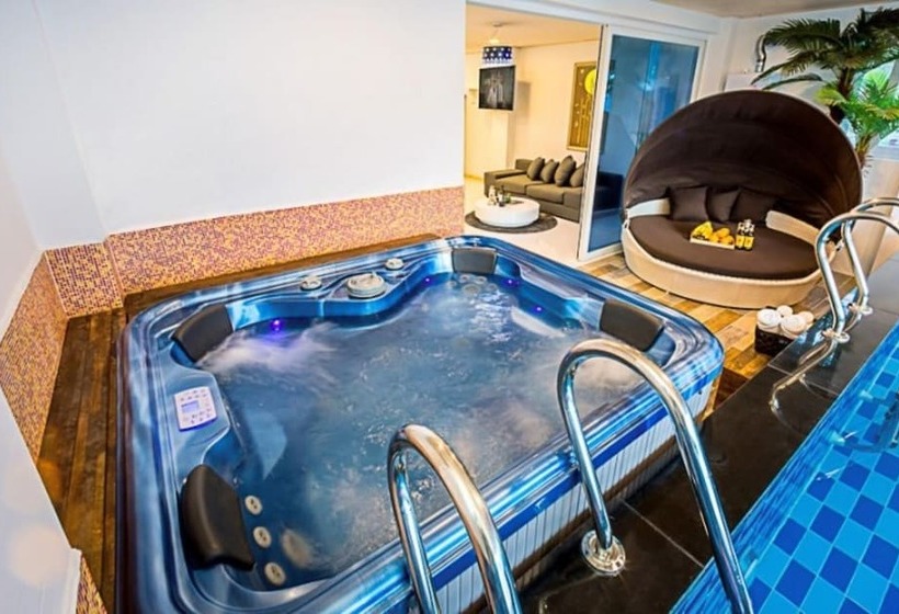 Pension (Hôtel basse catégorie) Nanhae Jeogsila Pool Villa