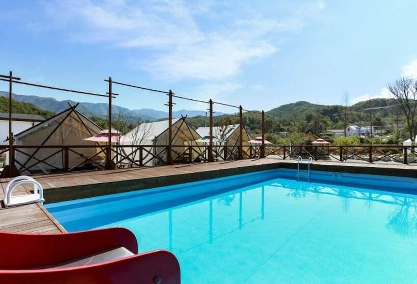 Пансион Pocheon Moonlight Dog Glamping Site