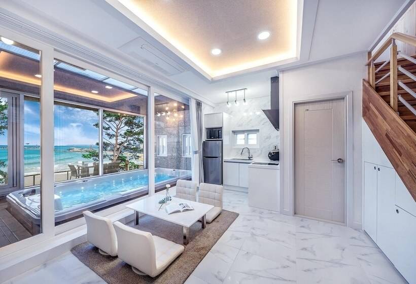 펜션 Pohang Playbeach Poolvilla