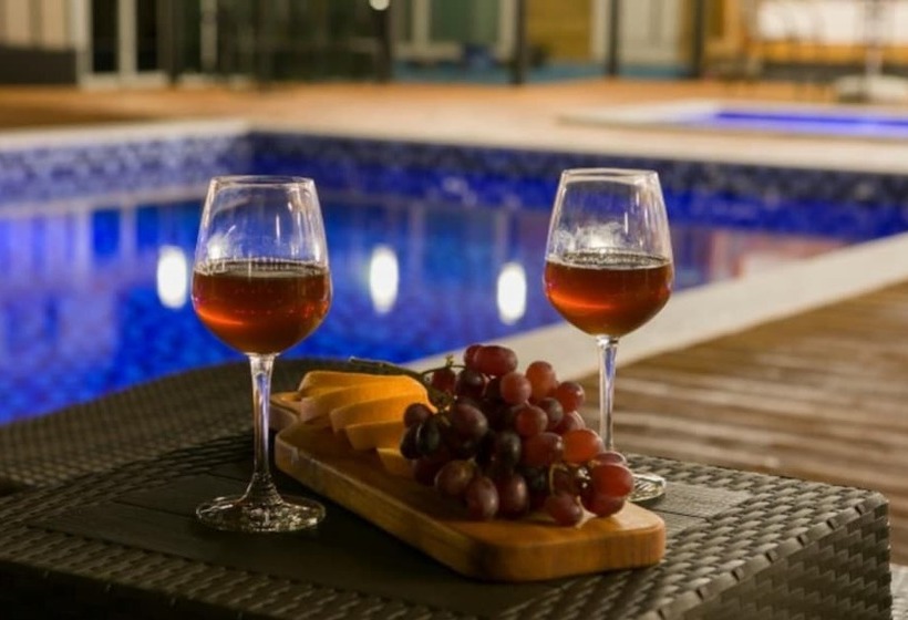 بنسيون Sancheong Pongdang Pool Villa