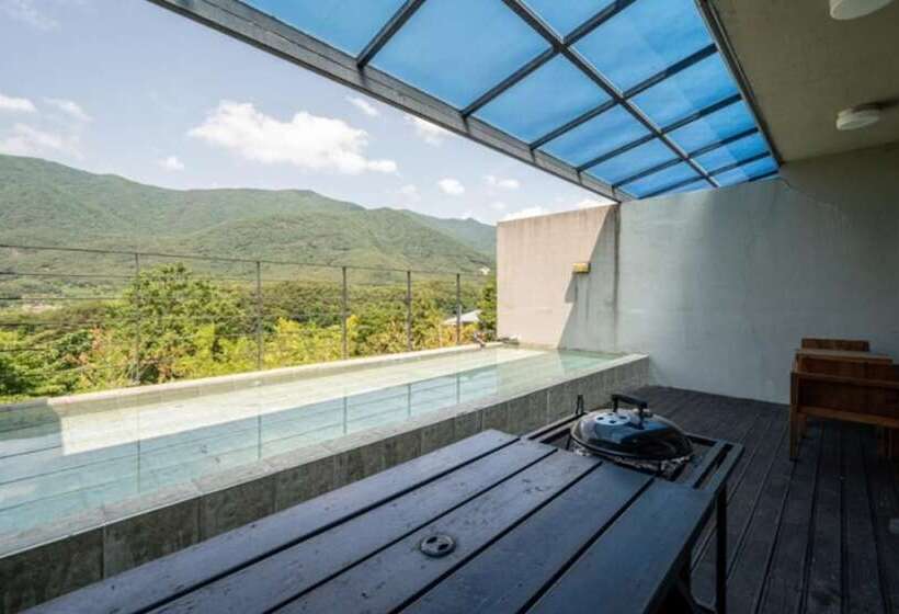 Пансион Sancheong Pool Villa Y