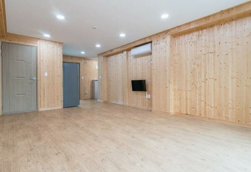 Пансион Sancheong Pullip House