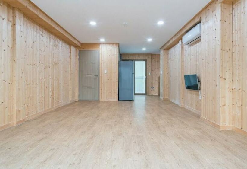 Пансион Sancheong Pullip House