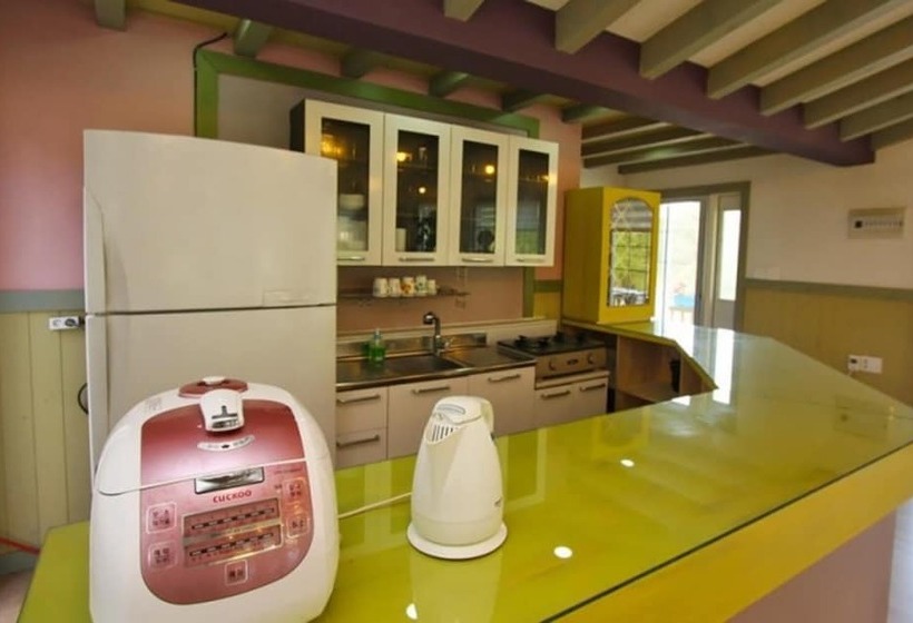 Taean Secret Garden Pension