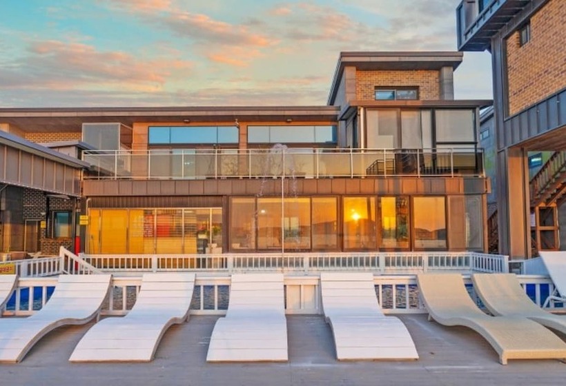 Pension (Hôtel basse catégorie) Taean Sunstone Pool Villa