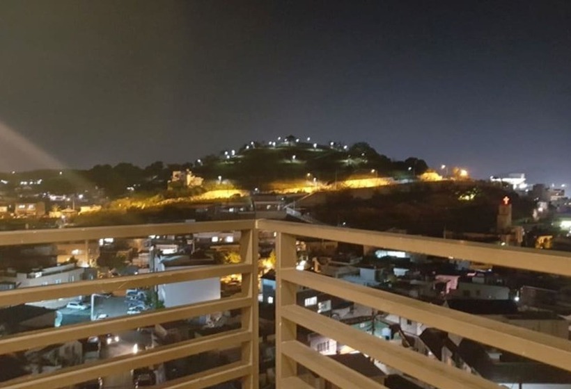 Pensionat Tongyeong Gajukgorang House