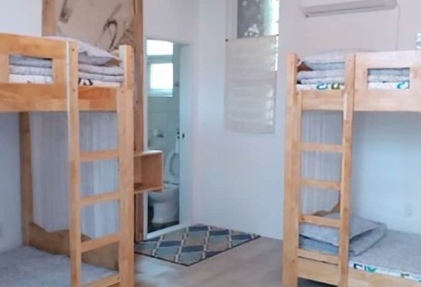 Pensionat Tongyeong Gajukgorang House