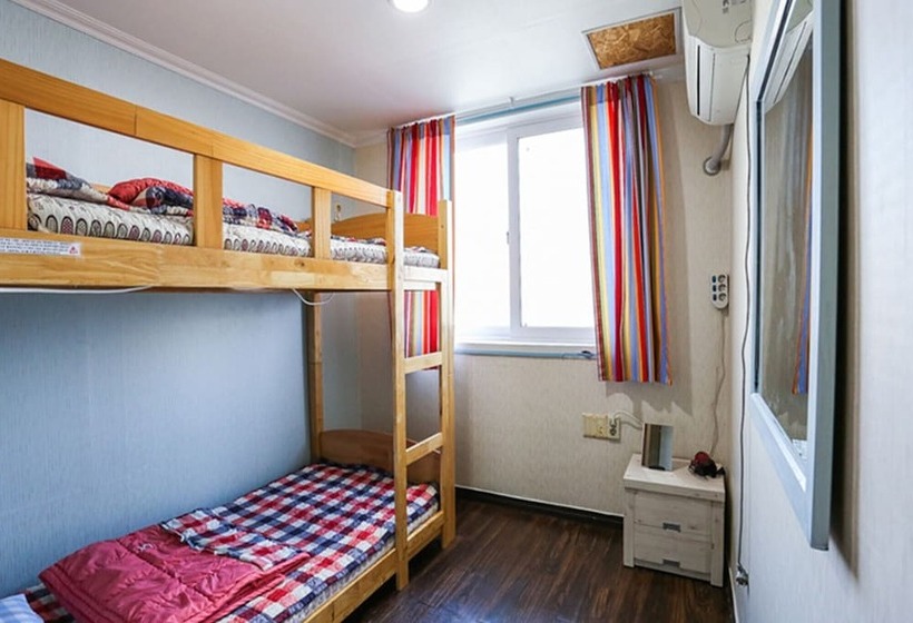 بنسيون Tongyeong Gooreum Guest House