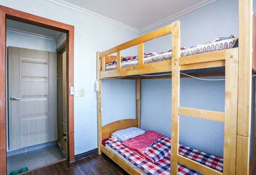 بنسيون Tongyeong Gooreum Guest House