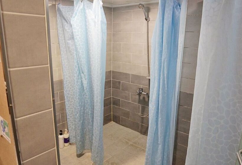 Pensão Tongyeong With Guest House