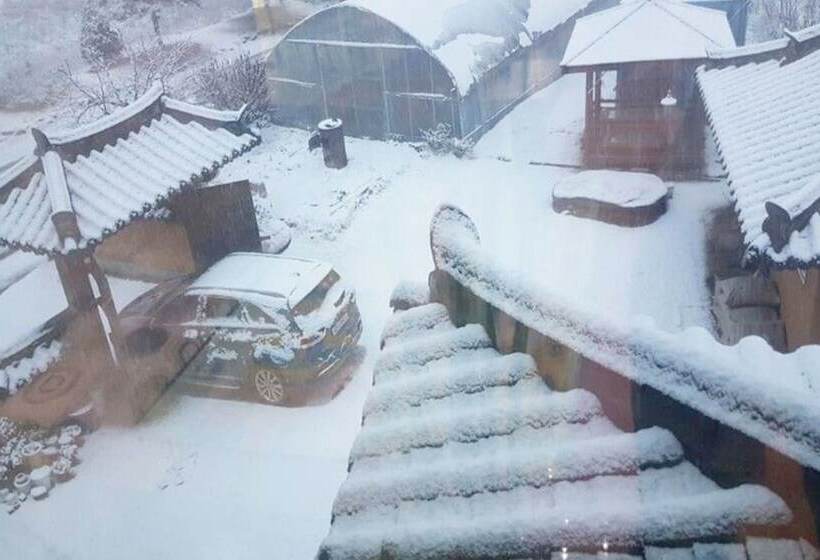 פנסיון Yangpyeong Jangsu Village Hanok Stay