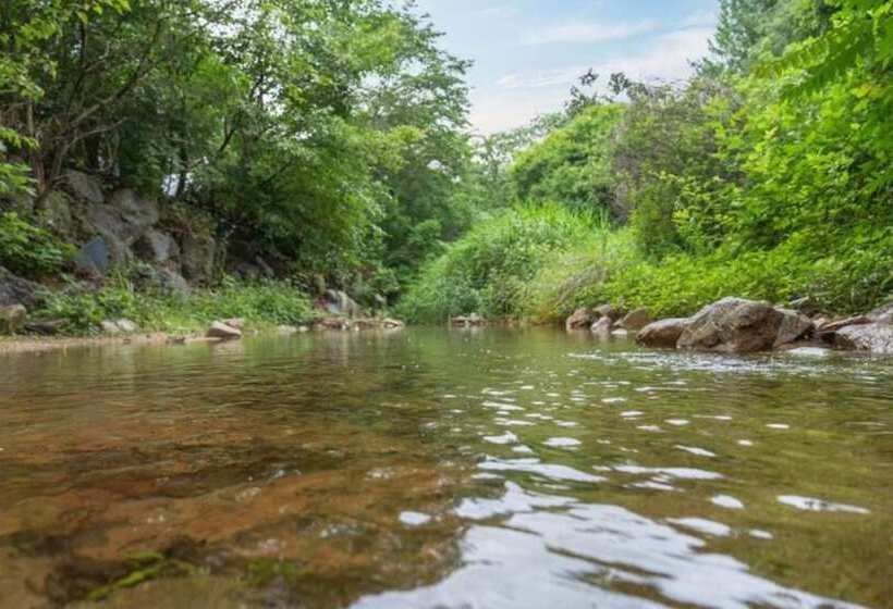 פנסיון Yangpyeong Uno House Pool Villa