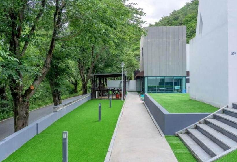 פנסיון Yangpyeong Uno House Pool Villa