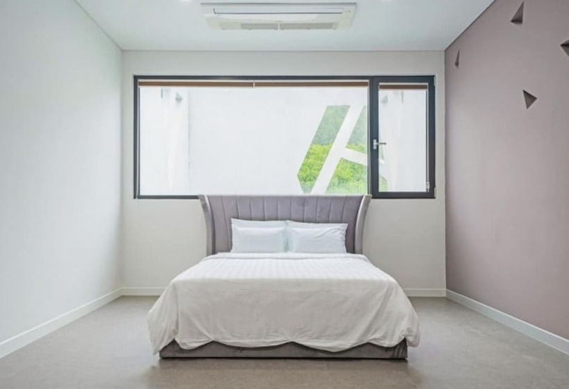 פנסיון Yangpyeong Uno House Pool Villa