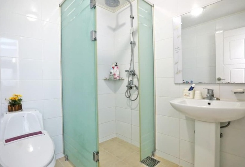 Pensão Yangyang Lodes Pool Villa