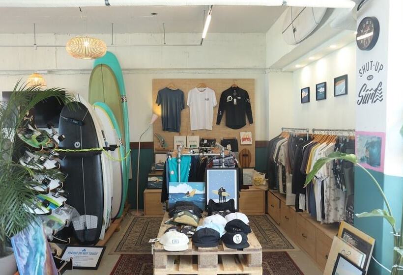 膳宿费 Yangyang Surf Lab